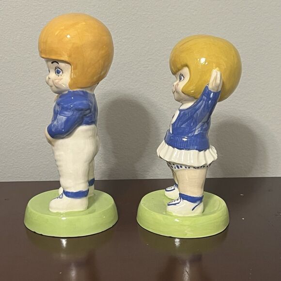 Vtg 1960s-1970s Hand Painted Ceramic Children Football Player/Cheerleader Set - Picture 8 of 9